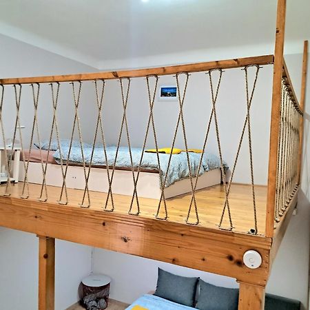 Affordable Heroes' Square Residence Budapest Ngoại thất bức ảnh
