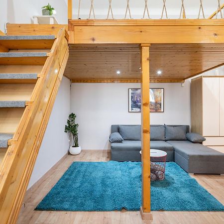 Affordable Heroes' Square Residence Budapest Ngoại thất bức ảnh