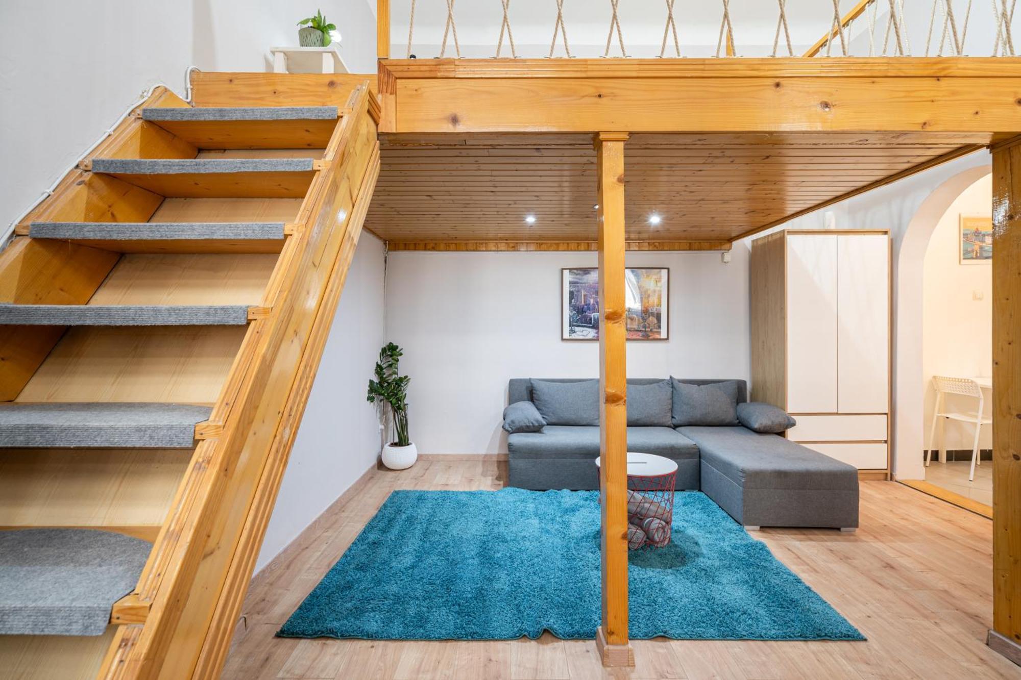 Affordable Heroes' Square Residence Budapest Ngoại thất bức ảnh