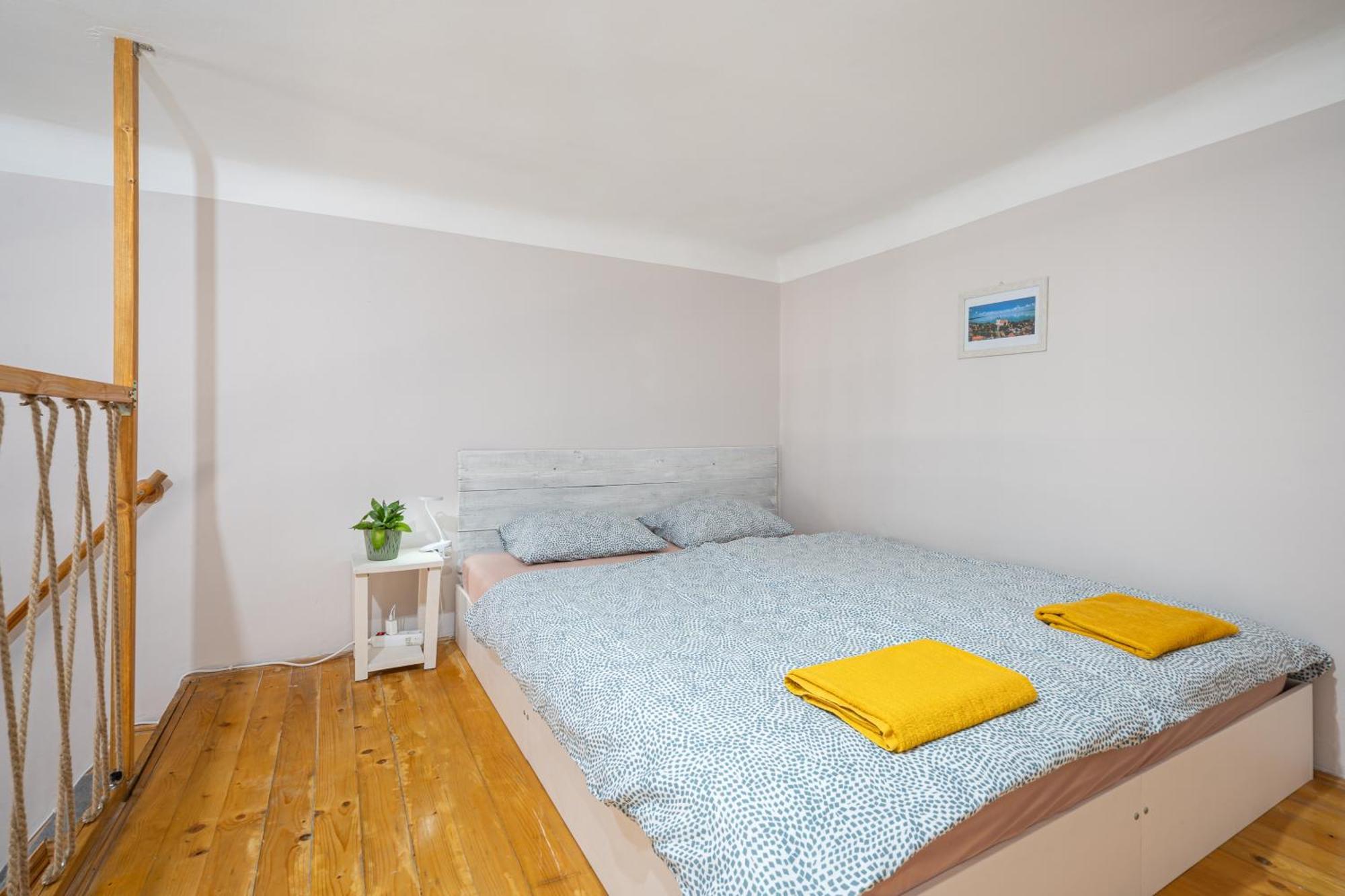 Affordable Heroes' Square Residence Budapest Ngoại thất bức ảnh